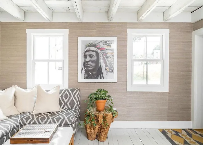 Top Washington DC Hotels for History & Comfort