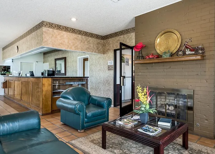 Best Hotels in Paris, Texas to Stay